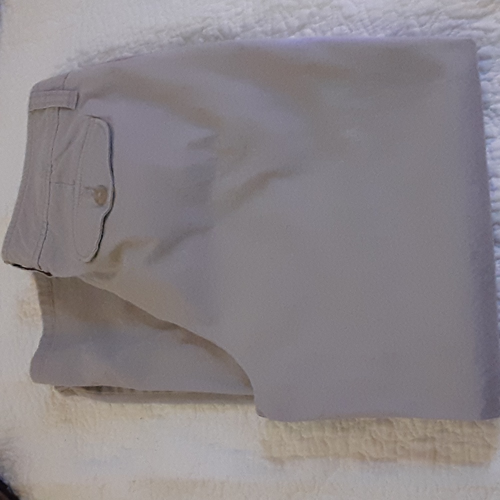Liz Claiborne Gray Spring or Summer ankle pants